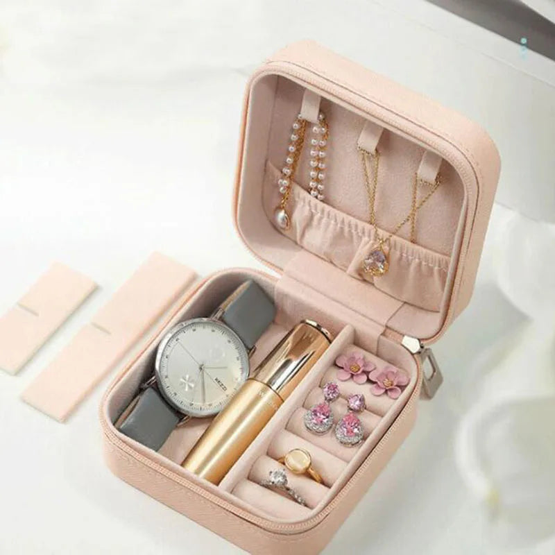 Portable small jewelry box organizer