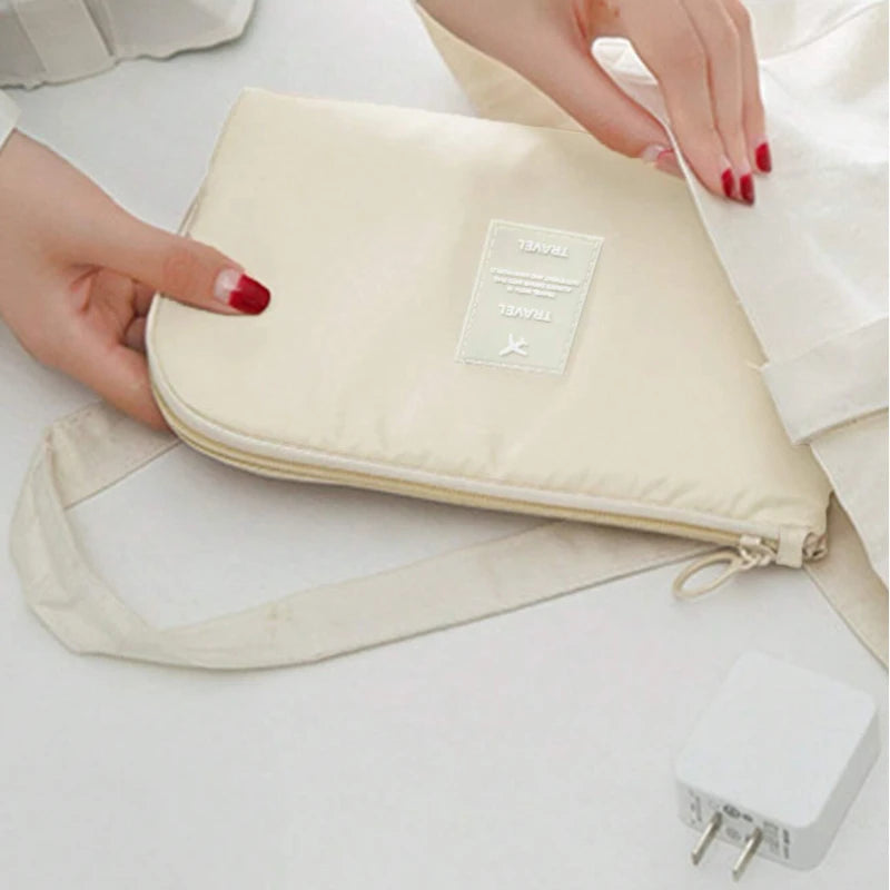 Travel bag portable organizer multi-purpose