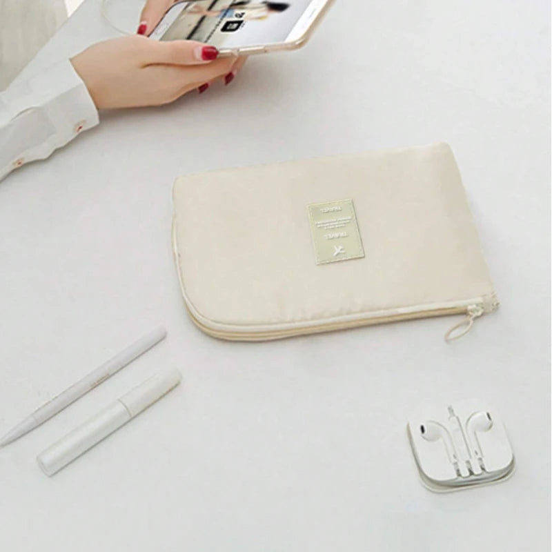 Travel bag portable organizer multi-purpose